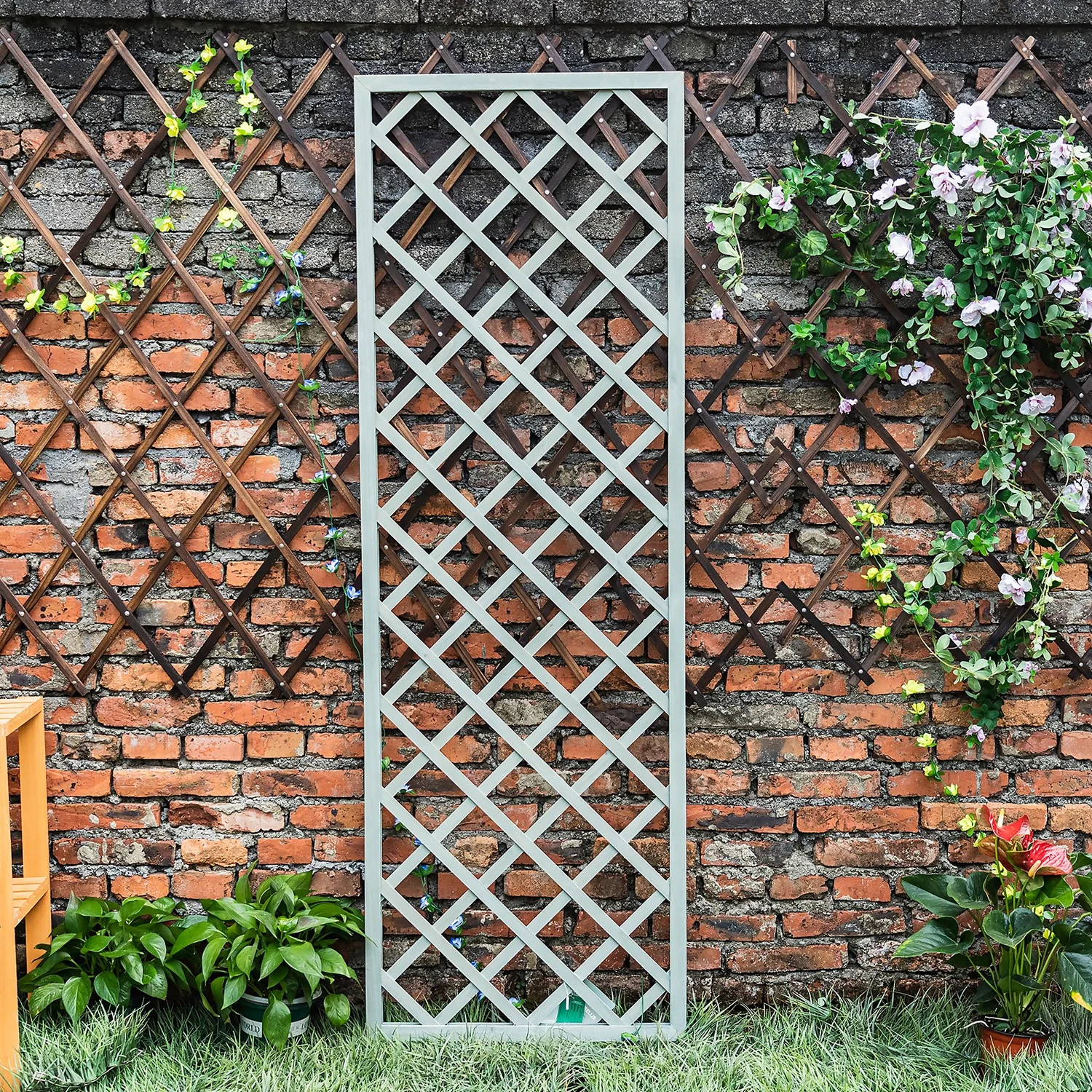 1.8m X 60cm Wooden Trellis Panel - Green 4 1.8m X 60cm Wooden Trellis Panel - Green - Image 2