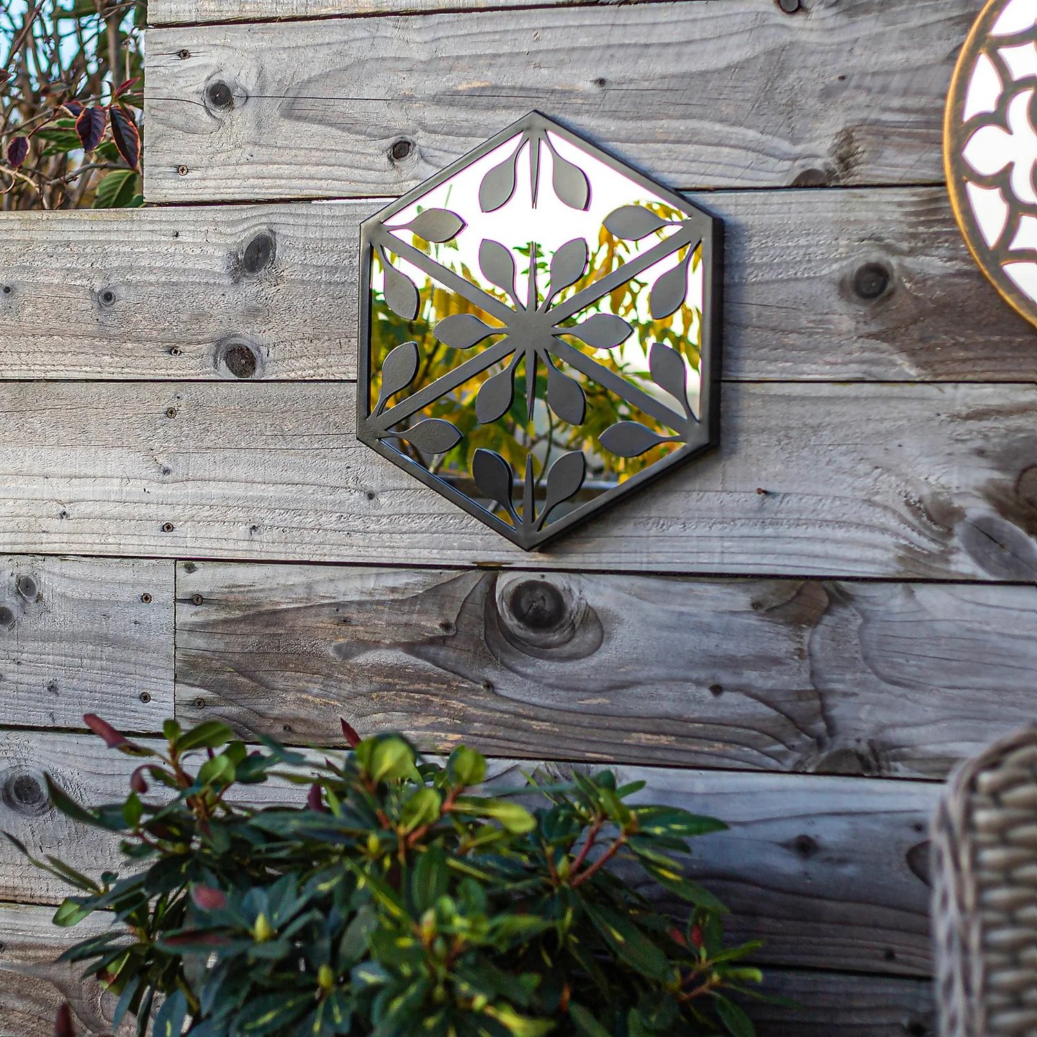 Hexagonal Laser Cut Outdoor Mirror 35cm - Black 7 Hexagonal Laser Cut Outdoor Mirror 35cm - Black - Image 5